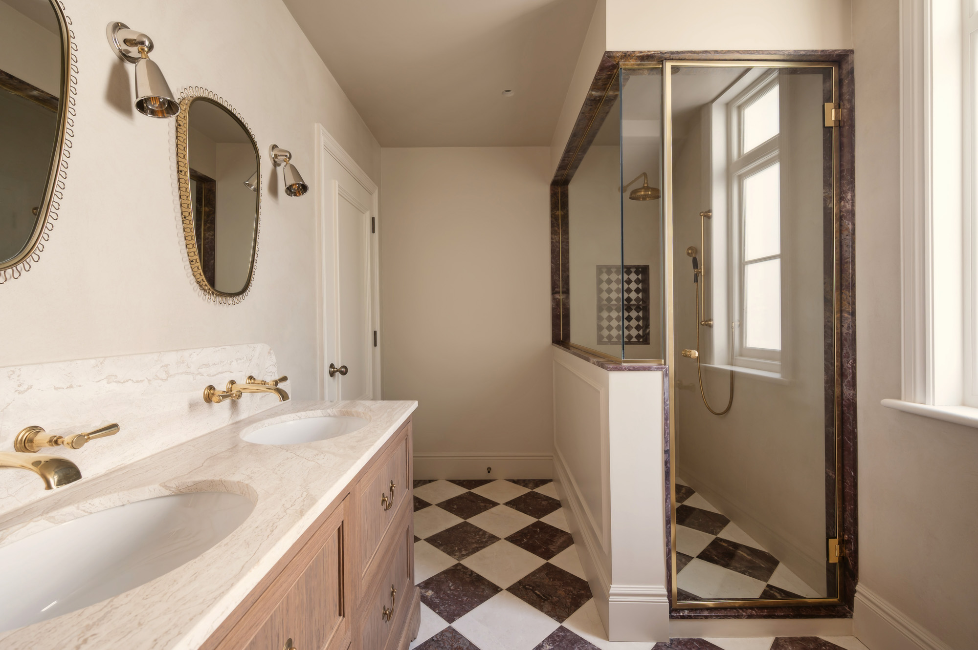 Ensuite bathroom design by Grace Davidson Studio